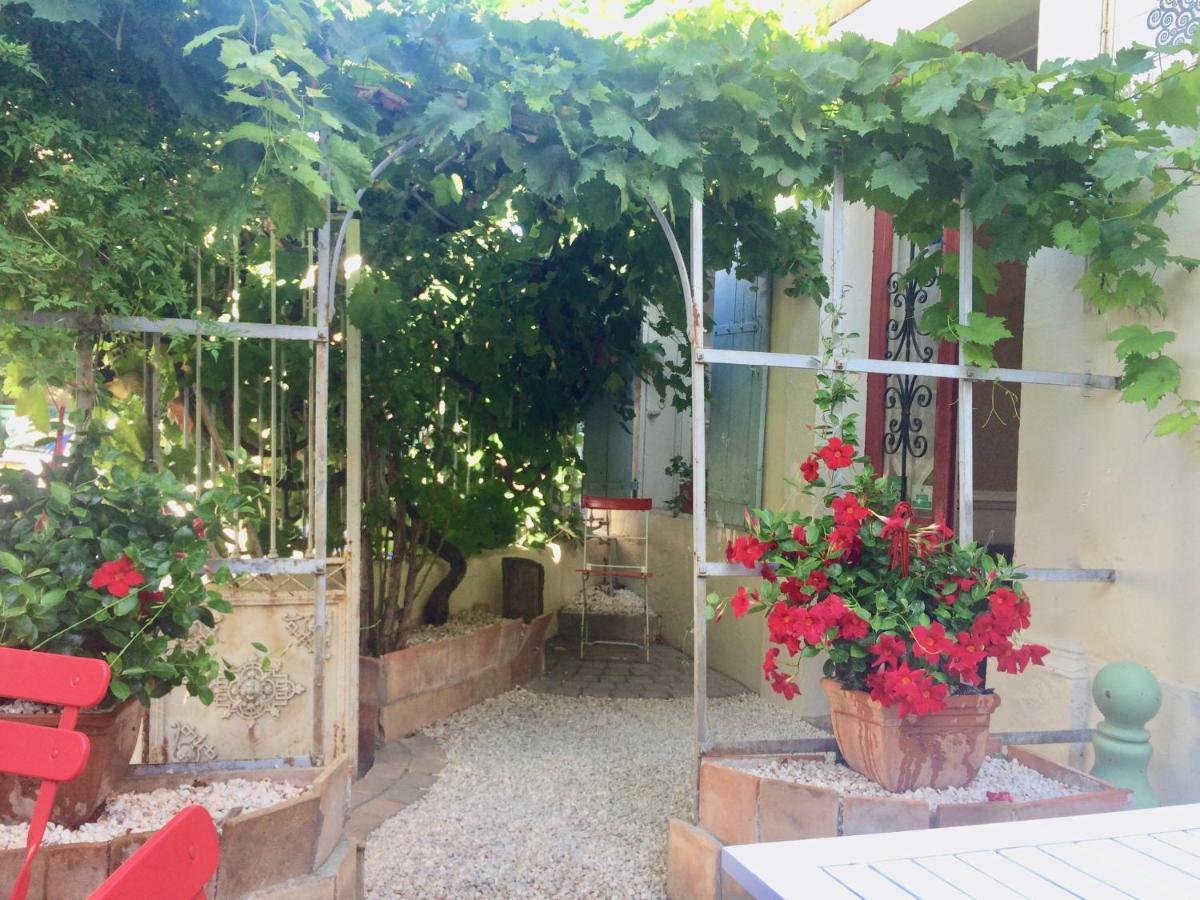 Sainte-Helene Chambres D'Hotes & Appartement Olonzac Bagian luar foto